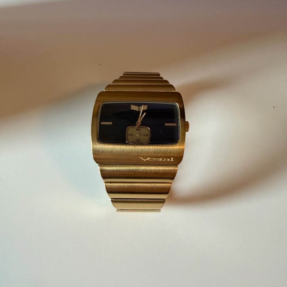Vestal Bevel Watch - Gold / Gold / Black